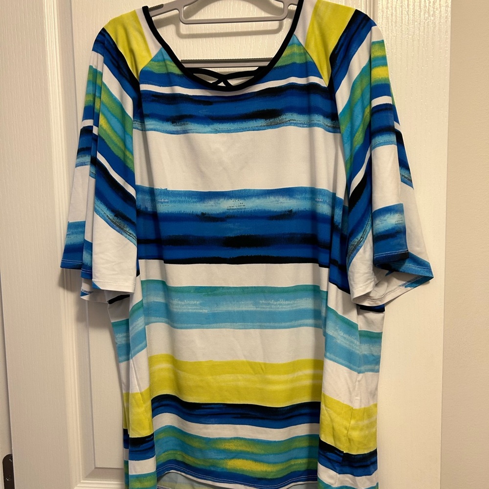 Avenue Top, size 22/24